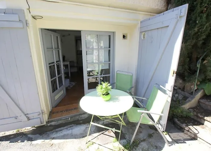 Apartment Au Calme Proche Liberation *